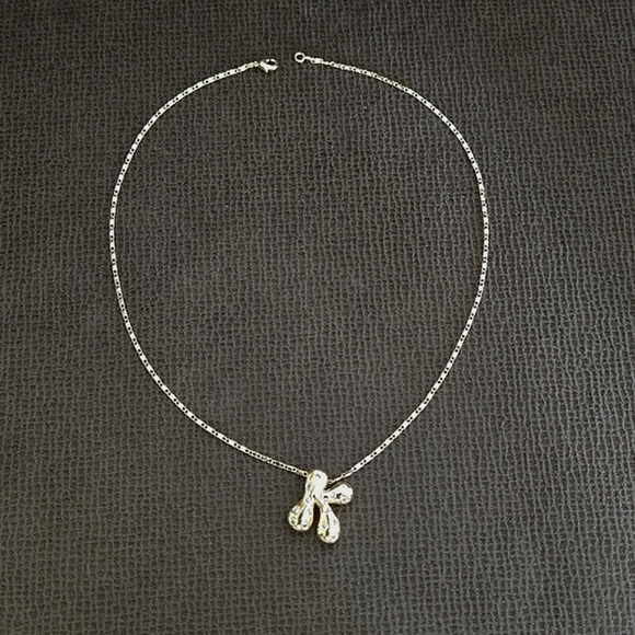 Gemelli👭 Puffy Letter "K" Initial Pendant Necklace - Picture 2 of 16